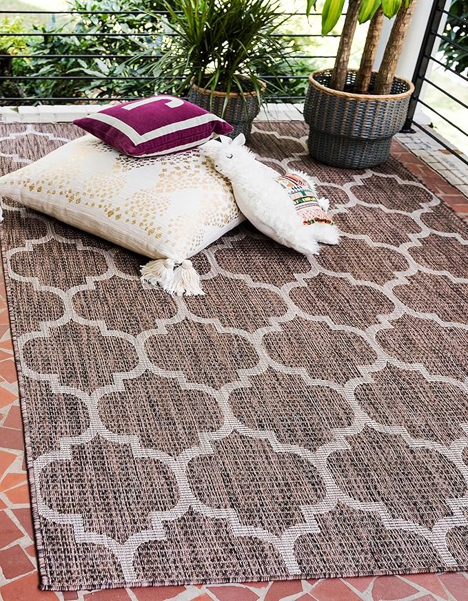 Unique Loom Outdoor Trellis Collection Area Rug (4' 1" x 6' 1" Rectangle, Brown/ Ivory)