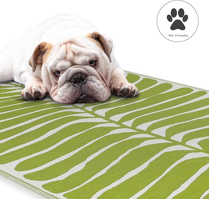 Fab Habitat Outdoor Rug - Waterproof, Fade Resistant, Crease-Free - Premium Recycled Plastic - Tropical Leaf Botanical - Porch, Deck, Balcony, Mudroom, Laundry Room, Patio - Hilo - Green - 3 x 5 ft