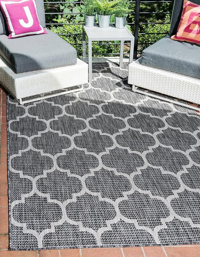 Unique Loom Outdoor Trellis Collection Area Rug (7' 10" x 11' 4" Rectangle, Black/ Ivory)