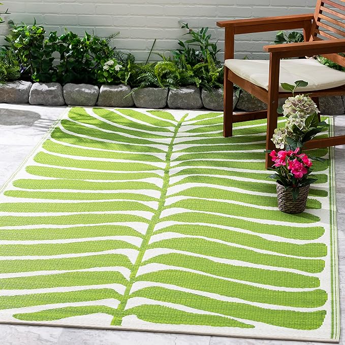 Fab Habitat Outdoor Rug - Waterproof, Fade Resistant, Crease-Free - Premium Recycled Plastic - Tropical Leaf Botanical - Porch, Deck, Balcony, Mudroom, Laundry Room, Patio - Hilo - Green - 3 x 5 ft
