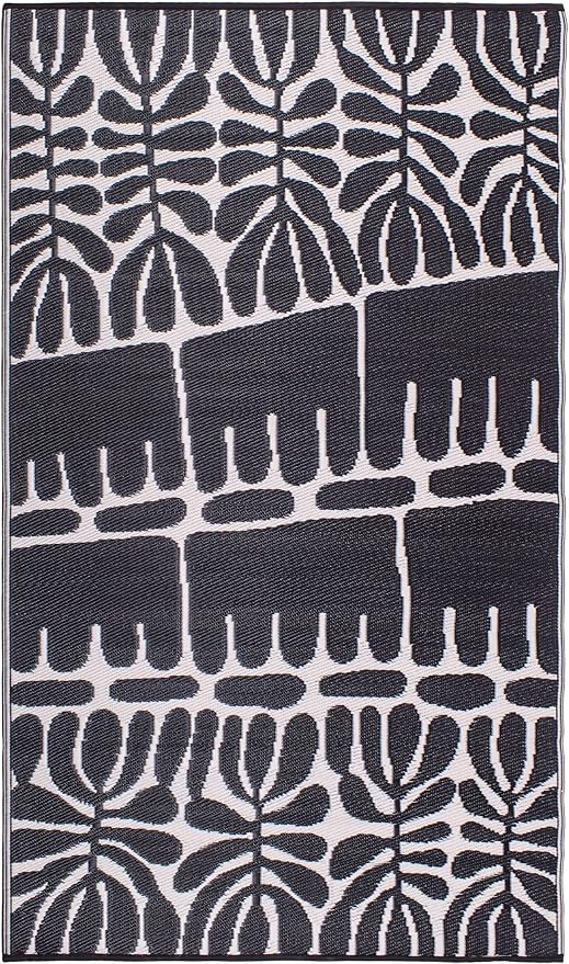 Fab Habitat Tribal Matisse Outdoor Rug - Waterproof, Fade Resistant, Crease-Free, Reversible - Premium Recycled Plastic - Patio Porch Balcony Deck - Serowe Blackwhite - 8x10 ft