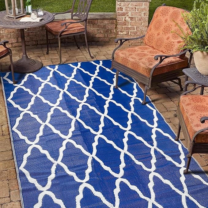 Utopia Home Waterproof Outdoor Rug for Patio 6 x 9 ft, Reversible Plastic Straw Mat for Camping, Picnics, Balcony, Patio, Diamond - Navy & White