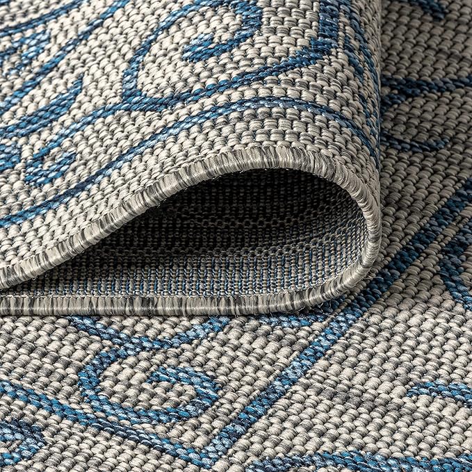JONATHAN Y Vintage Filigree Indoor Outdoor Square Area Rug 8X8 Gray/Navy, Charleston Textured Weave for Backyard, Patio, Porch, Easy-Cleaning, High Traffic, Pet-Friendly, Non-Shedding (SMB106C-8SQ)