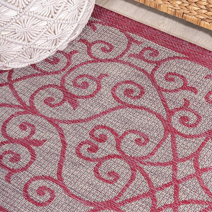 JONATHAN Y Vintage Filigree Indoor Outdoor Square Area Rug 5X5 Light Gray/Fuchsia, Madrid Textured Weave for Backyard, Patio, Porch, Easy-Cleaning, High Traffic, Pet-Friendly Non-Shedding SMB107I-5SQ