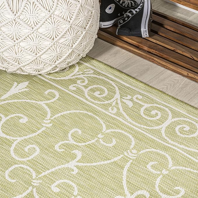 JONATHAN Y Vintage Filigree Indoor Outdoor Square Area Rug 5X5 Green/Cream, Charleston Textured Weave for Backyard, Patio, Porch, Easy-Cleaning, High Traffic, Pet-Friendly, Non-Shedding (SMB106H-5SQ)