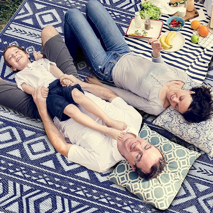 Utopia Home Waterproof Outdoor Rug for Patio 6 x 9 ft, Reversible Plastic Straw Mat for Camping, Picnics, Balcony, Patio, Aztec - Navy & White