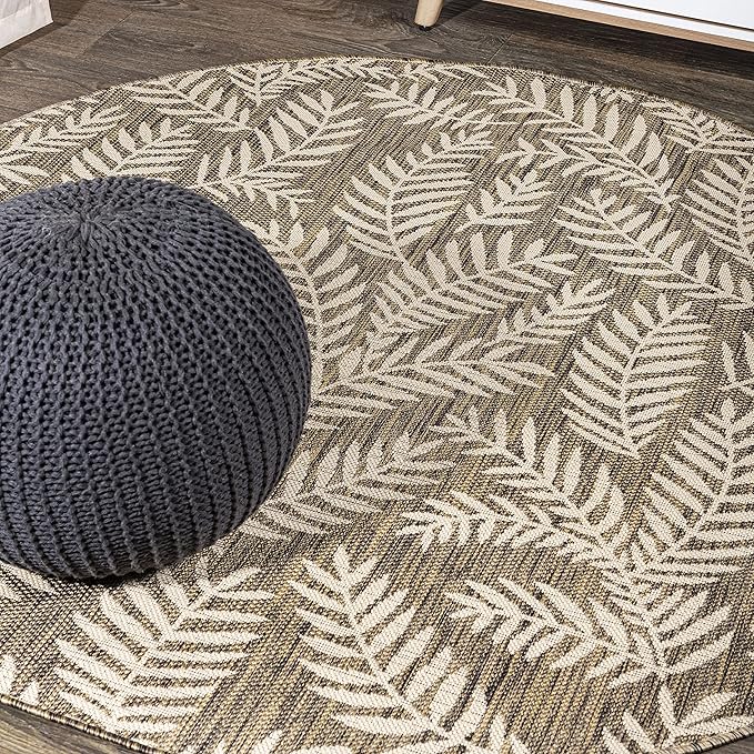 JONATHAN Y Palm Frond Indoor Outdoor Round Area Rug 5 Ft Brown/Beige, Nevis for Backyard, Patio, Porch, Easy-Cleaning, High Traffic, Pet-Friendly, Non-Shedding (SMB119A-5R)