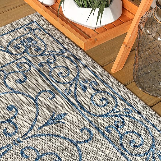JONATHAN Y Vintage Filigree Indoor Outdoor Square Area Rug 6X6 Gray/Navy, Charleston Textured Weave for Backyard, Patio, Porch, Easy-Cleaning, High Traffic, Pet-Friendly, Non-Shedding (SMB106C-6SQ)