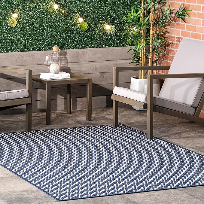 Nuloom Outdoor Performance Camryn Navy/Ivory, 6'7" Square, Herringbone, Soft, High Traffic, Stain Resistant, Easy Clean, Durable Area Rug for Indoor/Outdoor Patio, Deck, Porch, Garden, Courtyard
