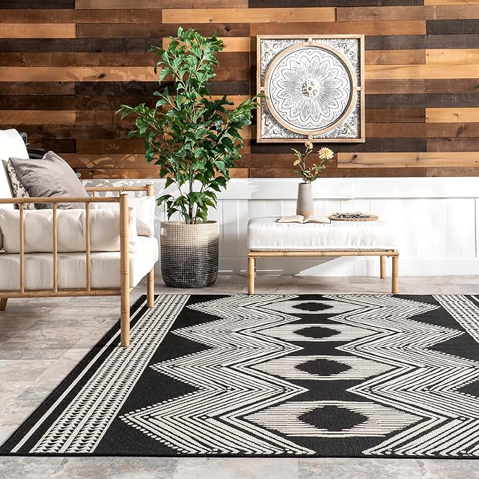 nuLOOM 8' x 10' Outdoor Tribal Geometric Area Rug, Stain Resistant, Weather Resistant, High Traffic, Patio, Balcony, Outside, Ranya Black