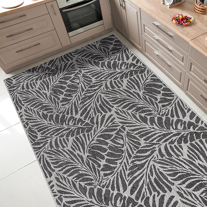 Keen Home Design Terrace Outdoor Throw Rug - 36"x60" Washable Indoor/Outdoor Rug for Patio, Kitchen, Balcony, Beach, Garden, Deck and Porch, Size: 3' x 5', Rainforest Black